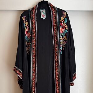 Johnny Was Black Vanessa Floral Embroidered Kimono Duster Size Large Robe